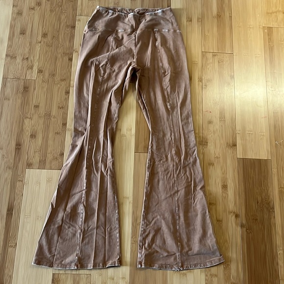 Easel flare leggings - Picture 1 of 3